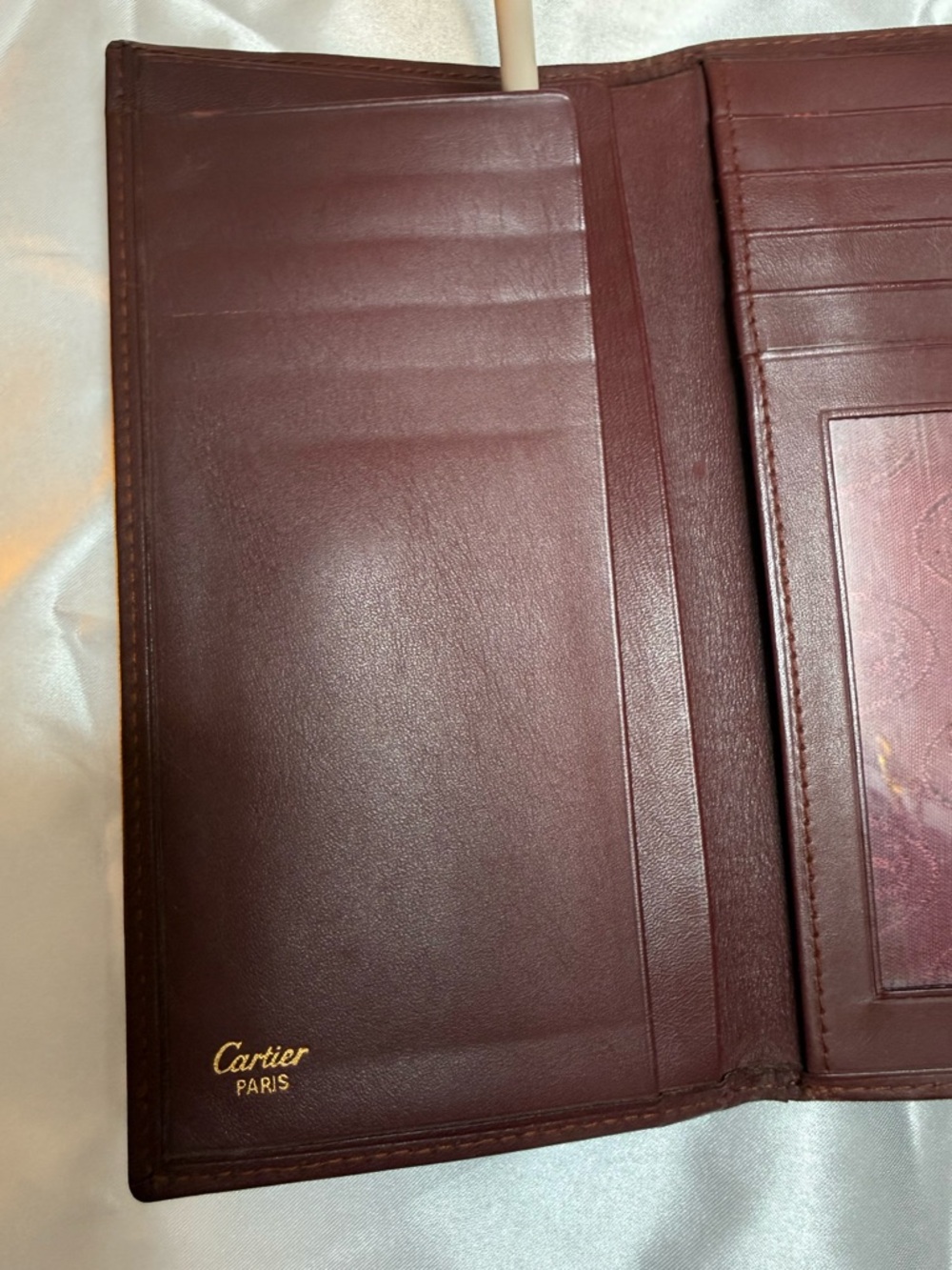 Cartier Must de Cartier Burgundy Leather Long Wallet Gold-tone Corners - Picture 7 of 16